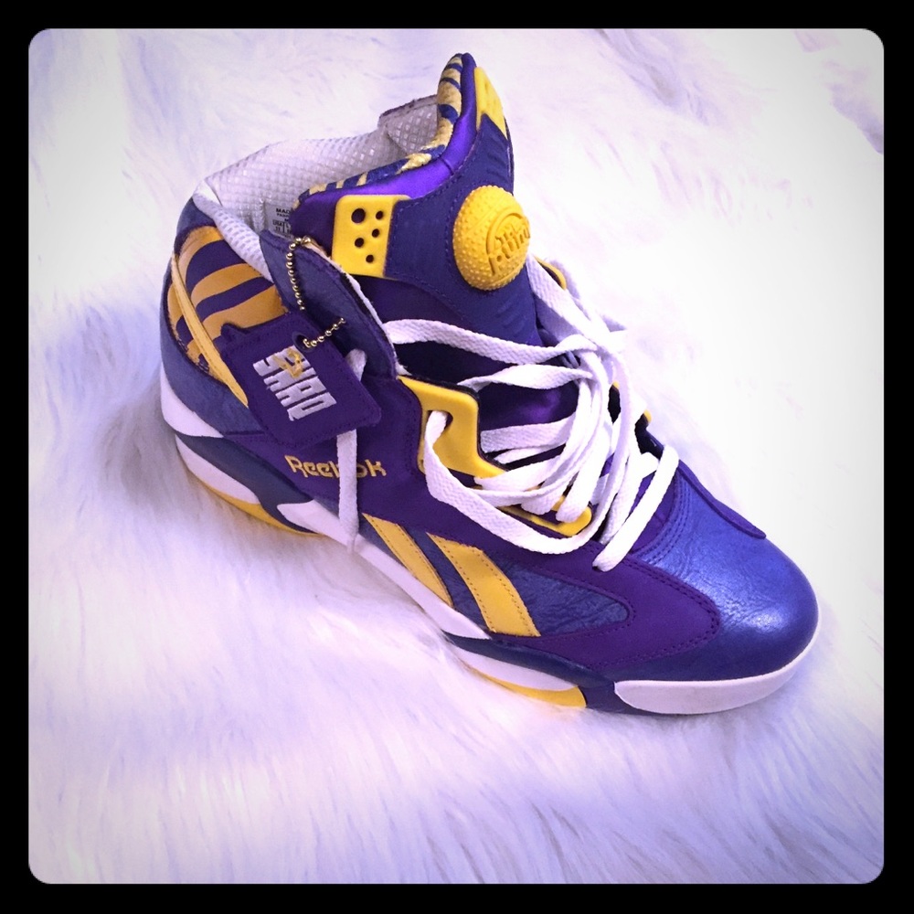 Shaq attacks . Purple and gold 🔥🔥🔥